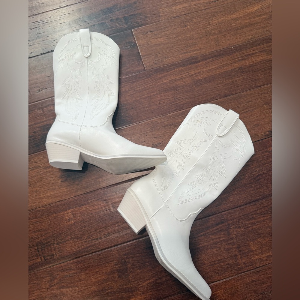 White Cowboy Boots- Madden Girl